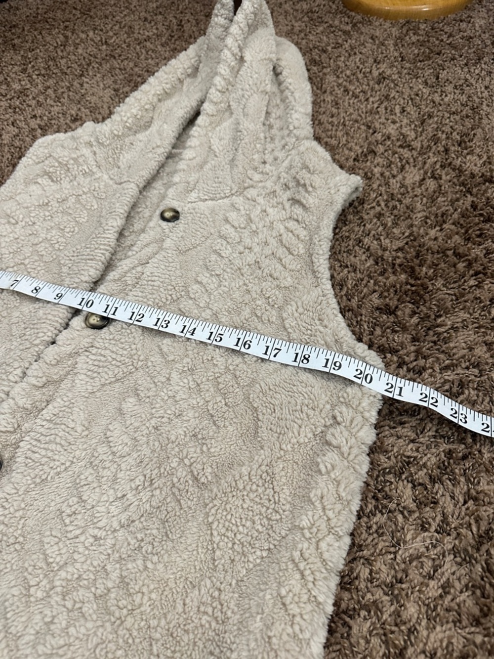 SHEIN Cream Hooded Cable Knit Button-Front Cardigan Vest - Picture 7 of 9